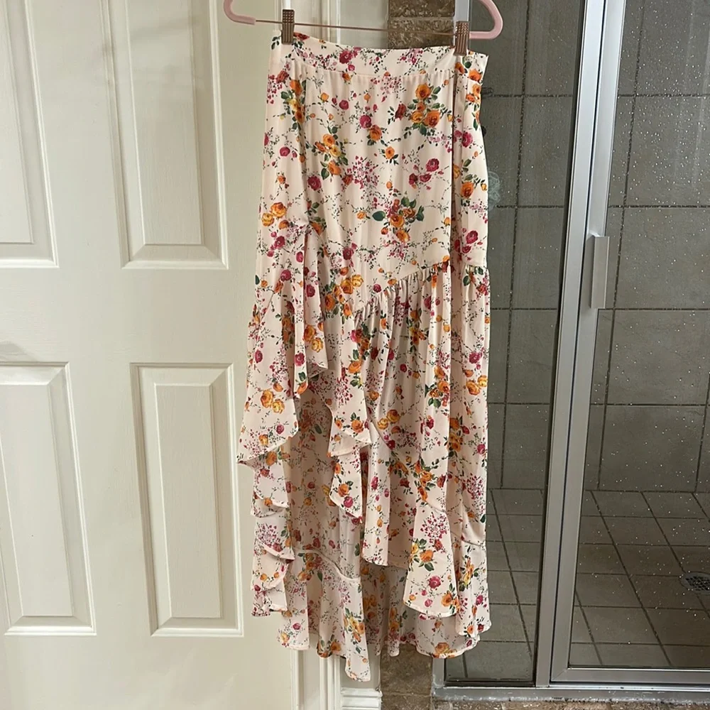x REVOLVE Arnound Skirt - Picture 1 of 5